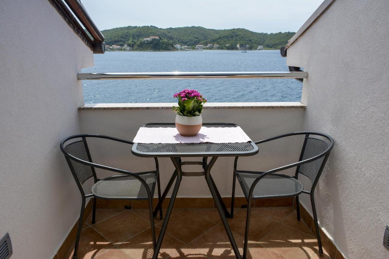 Apartmani Andela Kordic Supetarska Draga Dış mekan fotoğraf