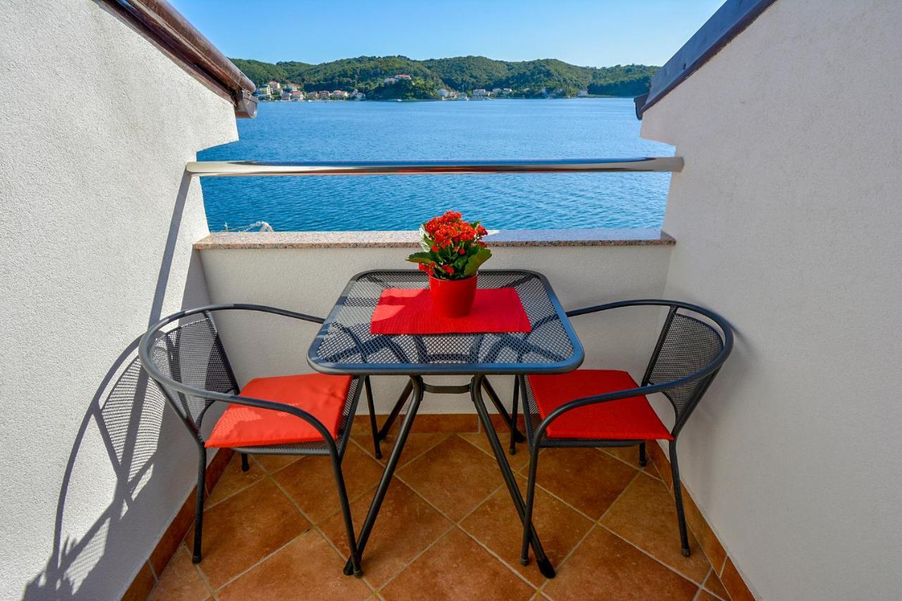 Apartmani Andela Kordic Supetarska Draga Dış mekan fotoğraf