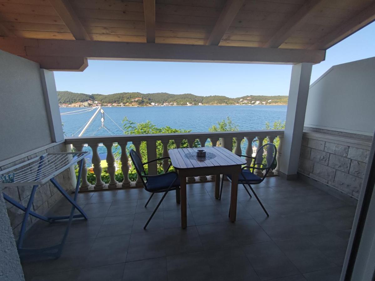 Apartmani Andela Kordic Supetarska Draga Dış mekan fotoğraf