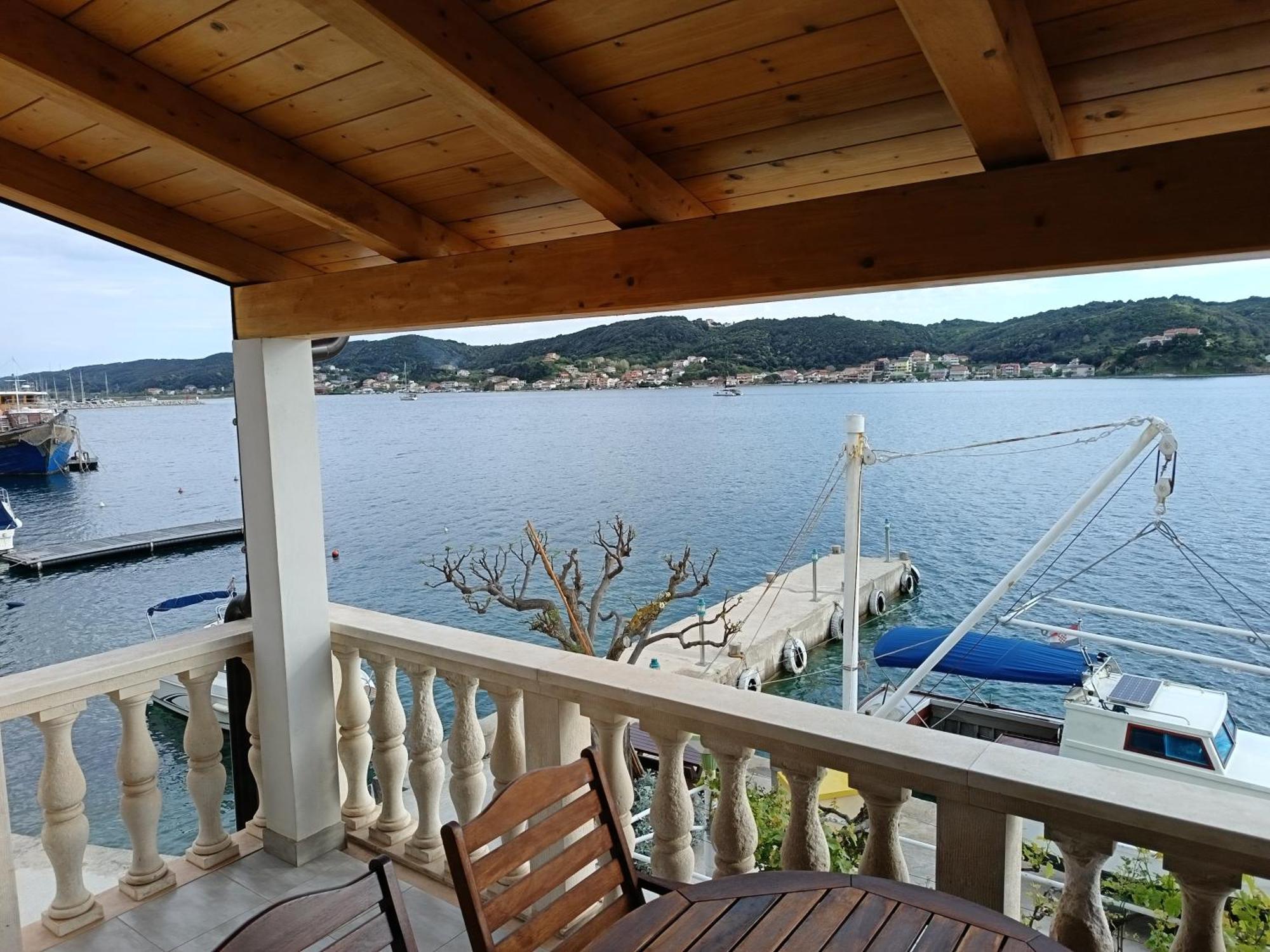 Apartmani Andela Kordic Supetarska Draga Dış mekan fotoğraf