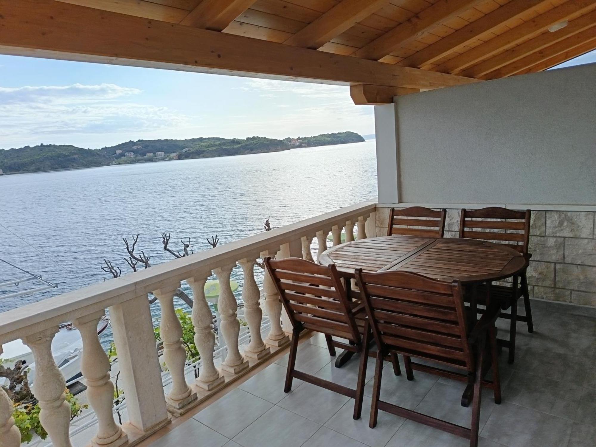Apartmani Andela Kordic Supetarska Draga Dış mekan fotoğraf